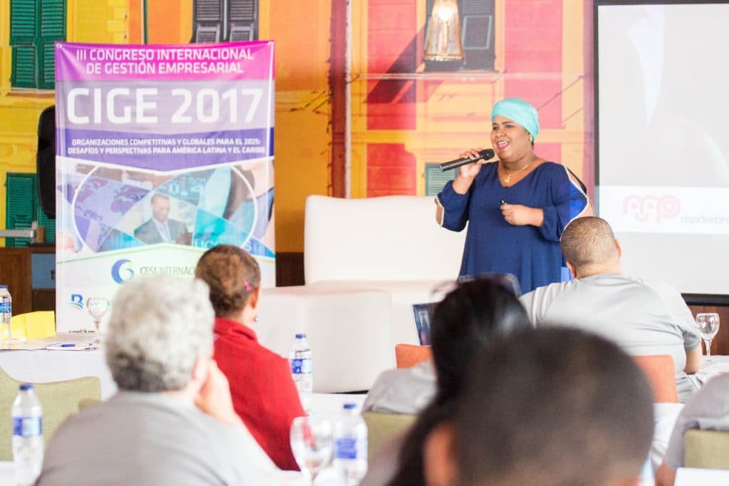 Charla Competitividad Digital | CIGE 2017